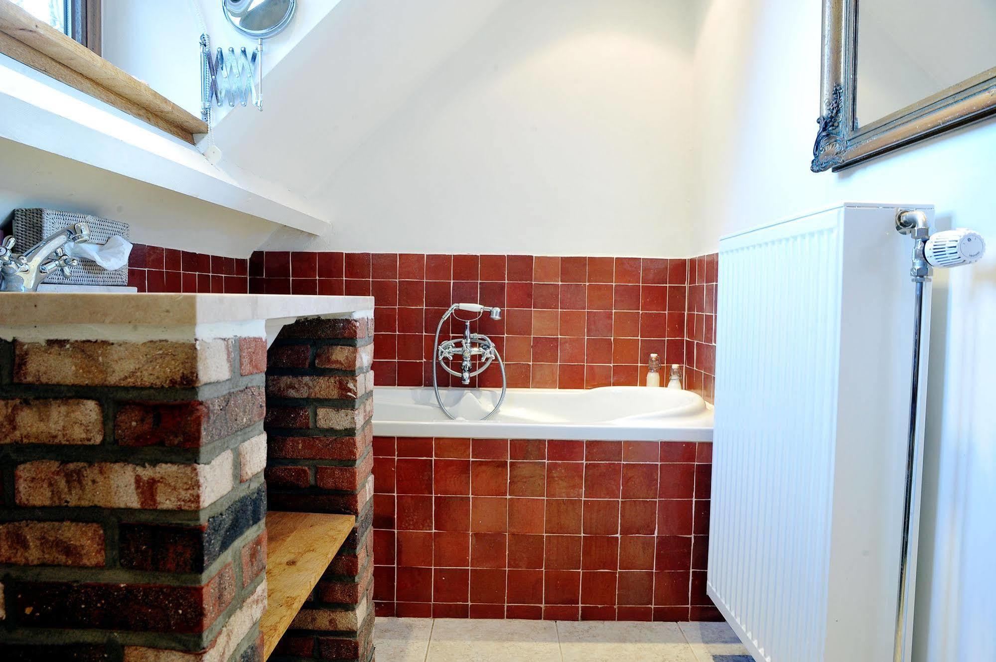 B&B Cosy Cottage Schoonaarde エクステリア 写真